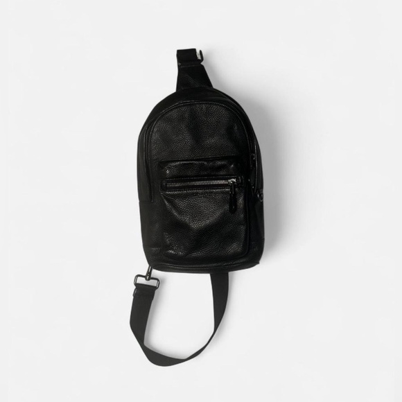 Coach Men’s West Pack Black Leather Sling Bag Crossbody